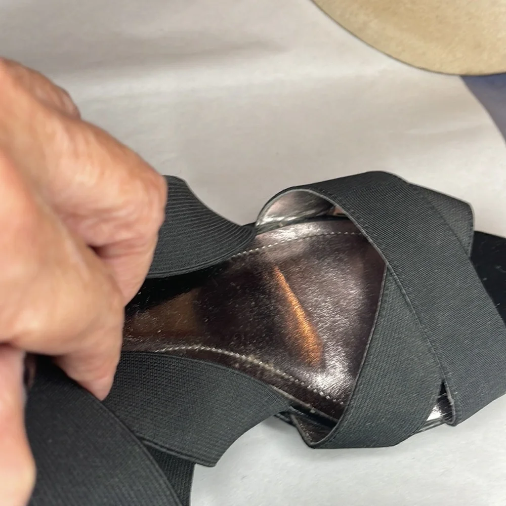 Kenneth Cole wedges